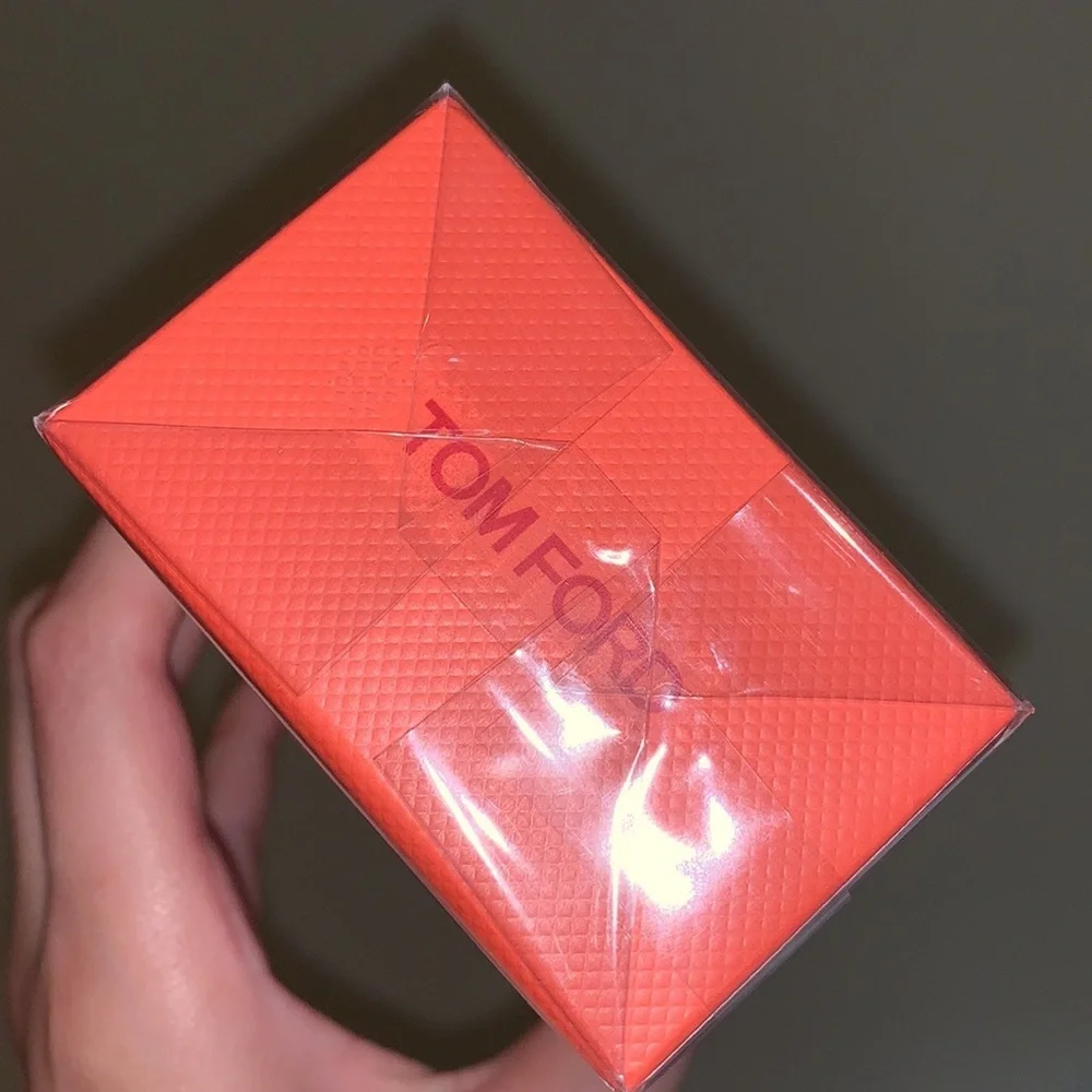 Authentic Tomford biter peach